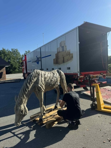 Flytning af skulptur