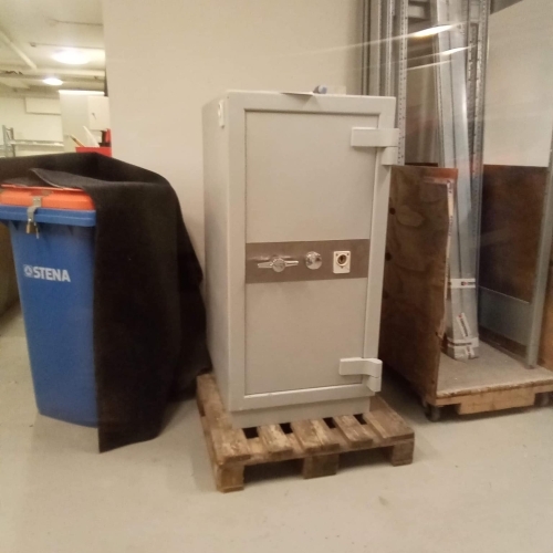 Flytning af pengeskab